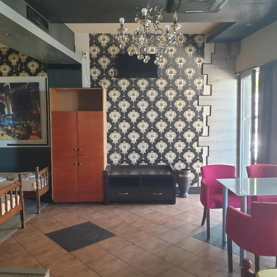 Apartments Prag Ulcinj Luaran gambar