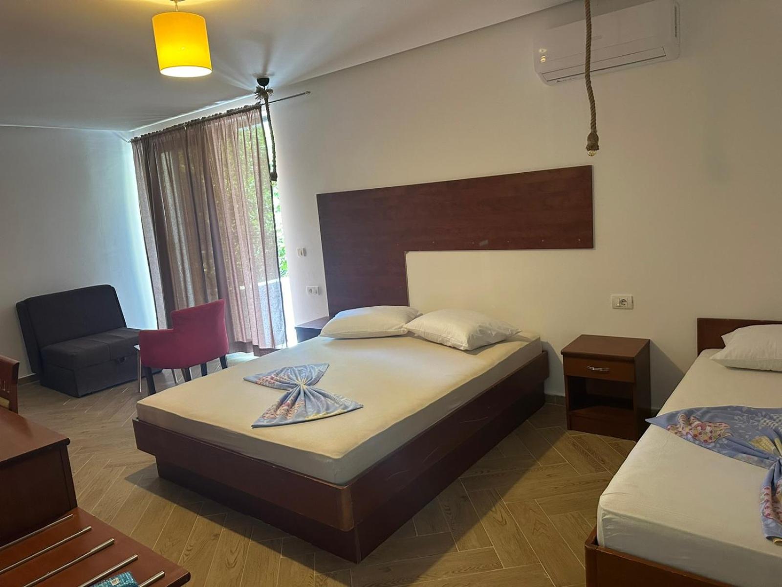 Apartments Prag Ulcinj Luaran gambar